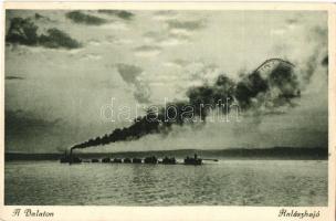 Balaton - 75 db régi és modern városképes lap, Balaton és környéke / 75 pre-1945 and modern town-vie...