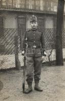 1916 Bécs, katona puskával a laktanya előtt / Vienna (Wien), WWI K.u.k. soldier with gun in front of the barrack. photo