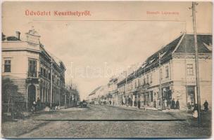 Keszthely, Kossuth Lajos utca, gyógyszertár, leporellólap belül vasútállomással. Nádai J. kiadása, W. L. Bp. 926.