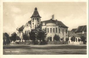 Siófok, városháza, Balatonvidéki Takarékpénztár