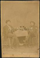 cca 1870 A sörivás öröme, keményhátú fotó, 10x7 cm