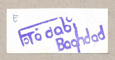 Dabi Lajos: "Amikor a hivatásos fotóst is lelőttem", kartonra kasírozott, pecséttel jelzet...