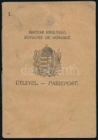 1927 A Magyar Királyság által kiállított fényképes útlevél / Hungarian passport