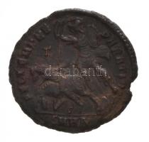 Római Birodalom / Heraclea / II. Constantius 351-355. AE2  (5,75g) T:2- ph.
Roman Empire / Heraclea...