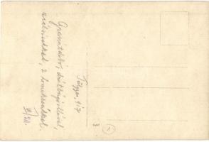 1917 Gyergyótölgyes (Tölgyes), Gránátdobó katona drótvágó ollóval, acélsisakkal, 2 homokzsákkal / WW...