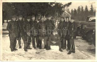 Gépkocsis osztag csoportképe, vezetők bőrkabátban / WWII Hungarian motorized unit, leaders in leather jackets. photo (EK)