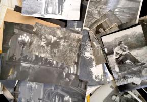 Naqy vegyes fotó tétel: életképek, csoportképek, családi események, sajtófotók, stb., érdekes darabo...