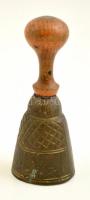 Arab feliratú réz csengő, fa fogóval, m:12 cm