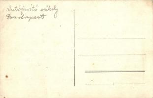 Budapest, Sphinx Auto Karosserie Fabrik / Karosszéria gyár és javítóműhely, munkások csoportképe, ph...