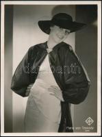 cca 1940 Maria von Tasnady 2 db eredeti UFA fotó / original photos of German actress 24x18 cm