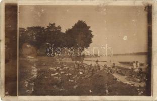 49 db RÉGI fotó képeslap, családi fotók pár első világháborús katonai fotóval. vegyes minőség / 49 p...