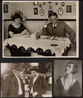 cca 1920-1940 12 db fotó magyar és külföldi színészekről, egy részük hátoldalán pecséttel jelzett, köztük Fedák Sári, Várkonyi Mihály, 13,5x8,5 és 23x29 cm közti méretben