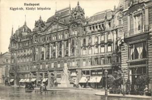 Budapest V. Kígyó tér, Királyi bérpalota, Belvárosi kávéház, automobil, üzletek (EK)