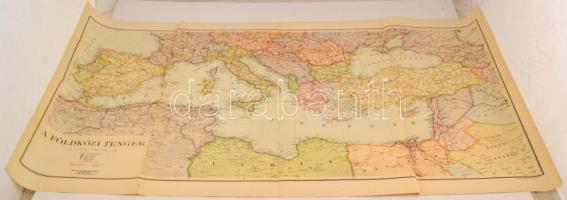 cca 1940 Vegyes térkép tétel, 4 db: Európa, A Föld országai, Afrika, A Földközi-tenger, Kókai Lajos kiadása, szakadásokkal