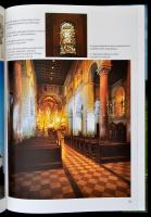 Szelényi Károly: Balatonfelvidéktől a Bakonyaljáig. Veszprém megye tájai, műemlékei. Veszprém, 1992,...