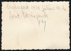 1938 Budapest, automobillal a Szent István parkban, fotó, hátulján feliratozva, 6×8,5 cm