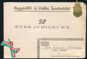 1941 Nagykálló és Vidéke Ipartestület meghívó 50 éves jubileumra, fém címerrel, 11x16 cm