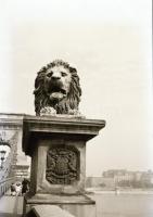 1957 Budapesti városképek, Kotnyek Antal (1921-1990) fotóriporter hagyatékából 13 db professzionális...