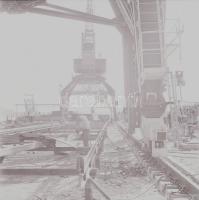 1966 Balatonfüredi hajógyár, Kotnyek Antal (1921-1990) fotóriporter hagyatékából 7 db professzionális minőségű,vintage negatív, 6x6 cm