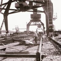 1966 Balatonfüredi hajógyár, Kotnyek Antal (1921-1990) fotóriporter hagyatékából 7 db professzionáli...