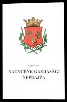 Varjú Sándor: Nagycenk gazdasági néprajza. Sopron, 1998, Tassi-Agro, Hillebrand Nyomda Kft.ny. Kiadói papírkötés.