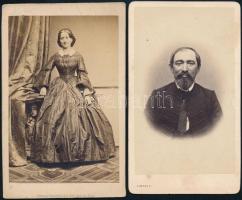 cca 1859 Simonyi pesti fényirdász 2 db vizitkártya méretű fényképe, 10x6,5 cm