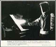 1970-es, 1980-as évekből 13 db magyar vonatkozású vintage MTI fotó, feliratozva, 20x27 cm