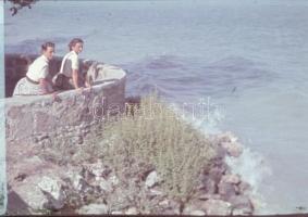 cca 1942 Kerny István (1879-1963) fotóművész hagyatékából 13 db színes diapozitív felvétel a Balaton...