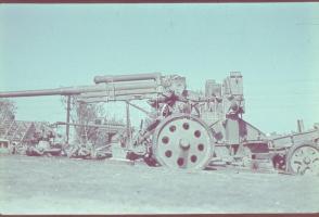 1942 Thöresz Dezső (1902-1963) békéscsabai fotóművész és gyógyszerész színes felvételei a II. világh...