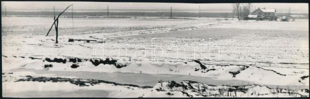 cca 1970 Zsigri Oszkár (1933-?) budapesti fotóművész hagyatékából 3 db vintage fotó, kettő feliratozott, 7,5x24 cm és 10x24 cm