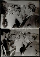 1956 Nagy Imre politikus a balatoni borvidéken, szőlősgazdák körében, szüret idején, 10 db fotó, 18x...