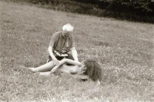 cca 1976 Szolidan erotikus felvételek, 40 db vintage negatív, 24x36 mm