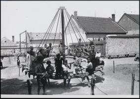 cca 1960 Kecskeméti életképek, 3 db vintage negatívról készült mai nagyítás Dezső Pál hagyatékából, ...