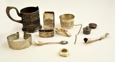 Vegyes alpakka asztali tárgyak, szalvétagyűrű, díszkanál, 10 db, különböző méretben