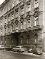 cca 1977 Budapest, 21 db szabadon felhasználható, vintage negatív, 6x6 cm és 6x7 cm