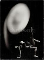 cca 1975 Balettművészek, 4 db vintage fotó, 24x18 cm és 39x29 cm között, a nagy képek kasírozva