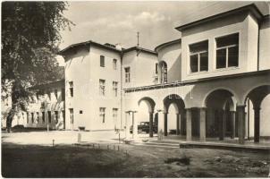 Siófok - 5 db MODERN városképes lap, üdülők, hajóállomás