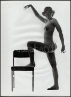 cca 1982 Menesdorfer Lajos (1941-2005) budapesti fotóművész hagyatékából egy pecséttel jelzett vintage alkotás, 40x30 cm