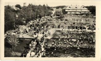 50 db MODERN magyar városképes lap, fürdőélet, sok Harkányfürdő és Hajdúszoboszló / 50 MODERN Hungar...