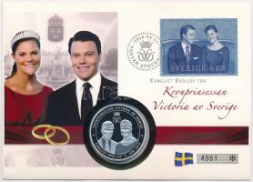 Svédország 2010. Viktória koronahercegnő esküvője ezüstözött Cu emlékérem sorszámozott borítékban T:PP Sweden 2010. Wedding of Crown Princess Victoria silvered Cu commemorative medal in numbered envelope C:PP