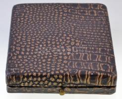 1936. "MOVE (Magyar Országos Véderő Egylet)" aranyozott fém díjérem, mellszalagon, hátolda...