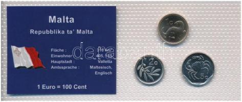 Vegyes: Málta 2001. 1c Cu-Ni + 5c Cu-Ni + 2002. 2c Cu-Zn forgalmi sor lezárt műanyag tokban + Szlovénia 2000. 1T sárgaréz + 5T sárgaréz + 2004. 2T sárgaréz forgalmi sor lezárt műanyag tokban T:BU Mixed: Malta 2001. 1 Cent Cu-Ni + 5 Cents Cu-Ni + 2002. 2 Cents Cu-Zn coin set in sealed plastic case + Slovenia 2000. 1 Tolar Brass + 5 Tolarjev Brass + 2004. 2 Tolarja Brass coin set in sealed plastic case C:BU