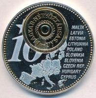 2006. "A jövendő Euro tagállamok" ezüstözött fém emlékérem, benne aranyozott "Magyar ...