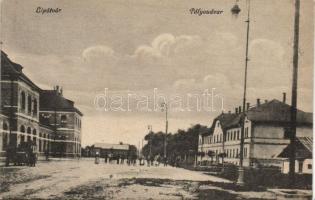 Lipótvár Railway-station