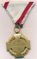 1908. "Katonai Jubileumi Kereszt" aranyozott Br kitüntetés nem saját mellszalaggal T:2,2-
...