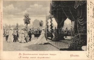 Gödöllő, Az Erzsébet-szobor leleplezési ünnepe, a királyi család megérkezése. Koszak József felvétele (EB)