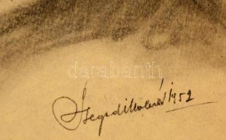 Szegedi Molnár Géza (1906-1970): Férfiportré. Szén, papír, jelzett, kis szakadással, 61x44 cm