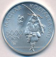 Csíki malom turistákkal, fotó paszpartuban, 17x23 cm