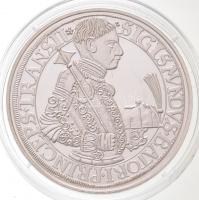DN Tallértörténelem - Báthory Zsigmond tallér 1589 aranyozott és ezüstözött Cu-Zn emlékérem tanúsítvánnyal (38,61mm) T:PP felületi karc