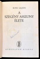 Kiss Lajos: Szegény asszony élete. Bp.,(1943), Athenaeum. Kiadói papírkötésben, kiadói papír védőbor...